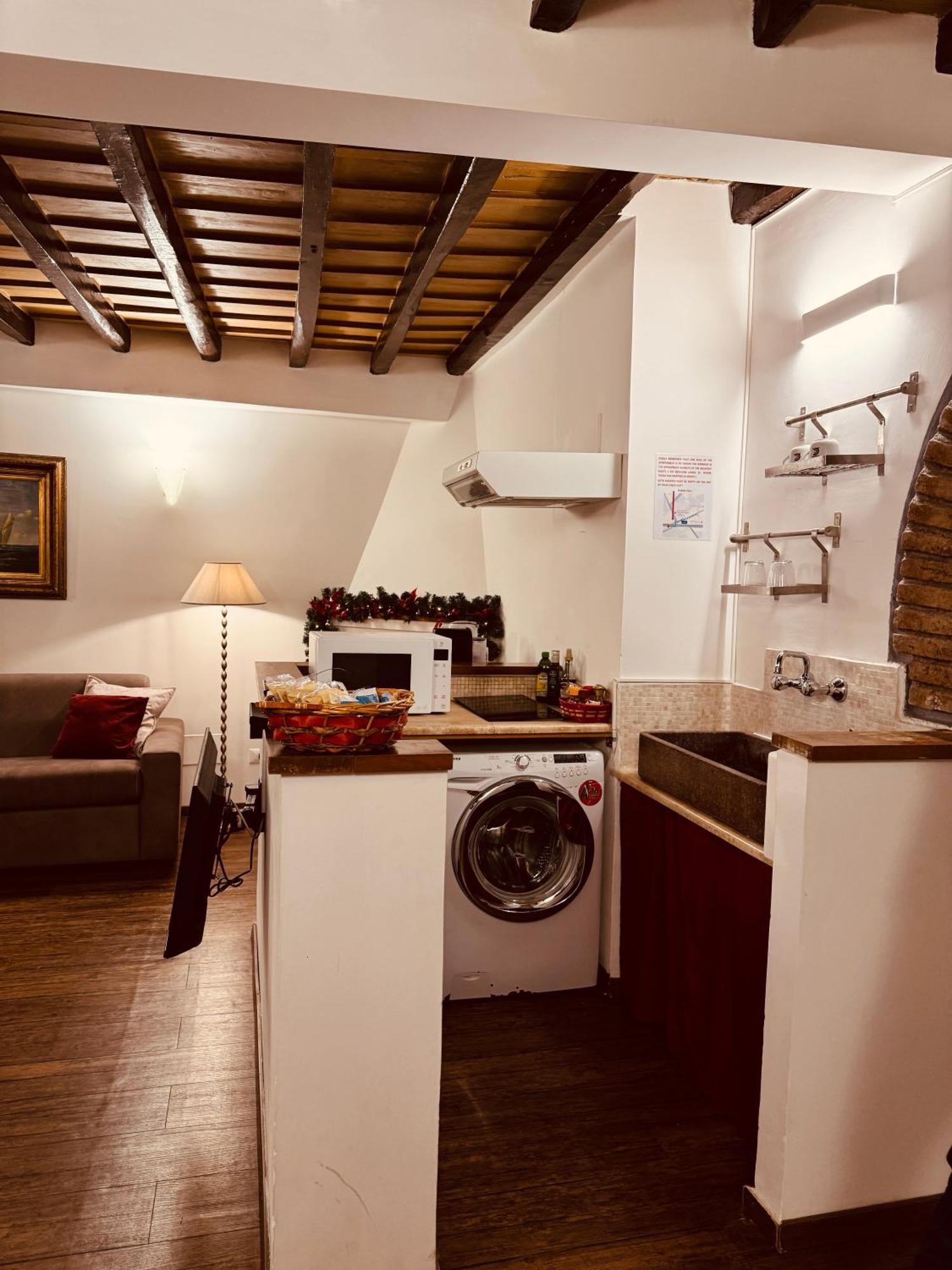 Suite Apartment Termini Colosseum Roma Exterior foto